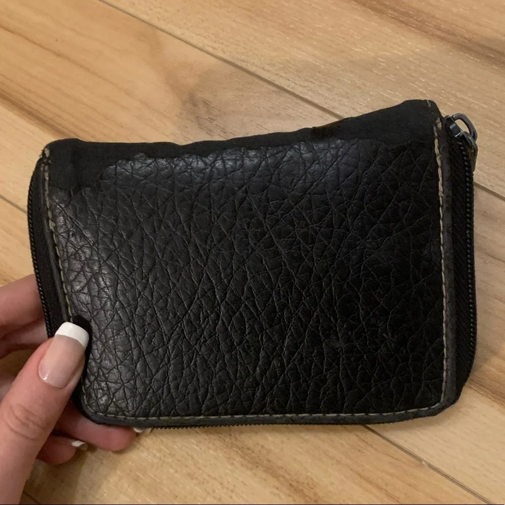 Rosetti well used leather zip wallet - Picture 3 of 7